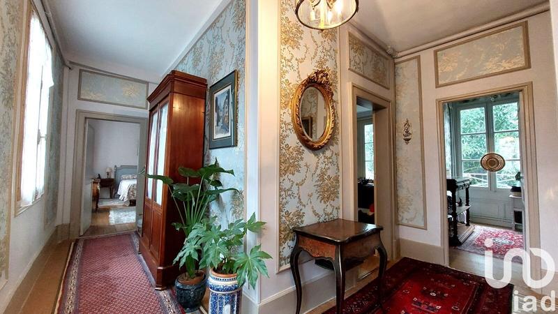 Maison de ville - 200 m² - 8 pièces