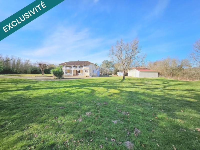 Maison - 300 m² - 9 pièces