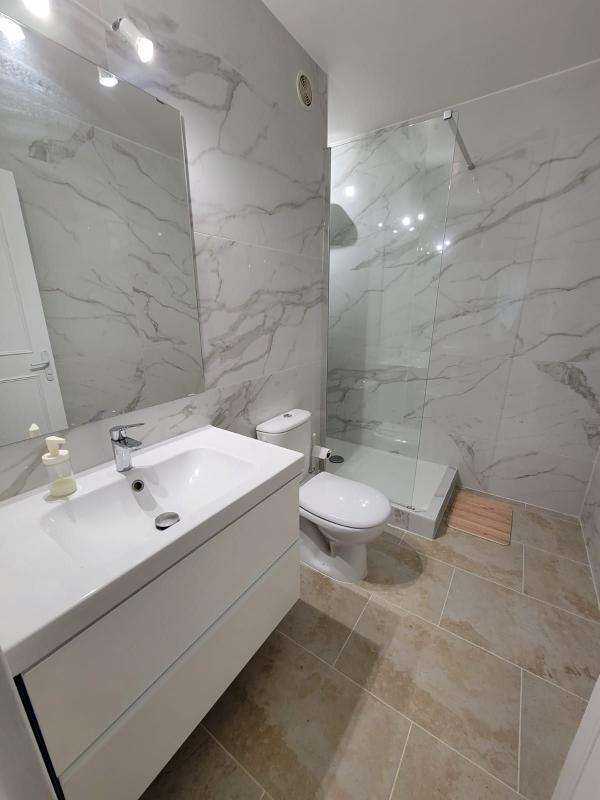 Appartement - 94 m² - 5 pièces