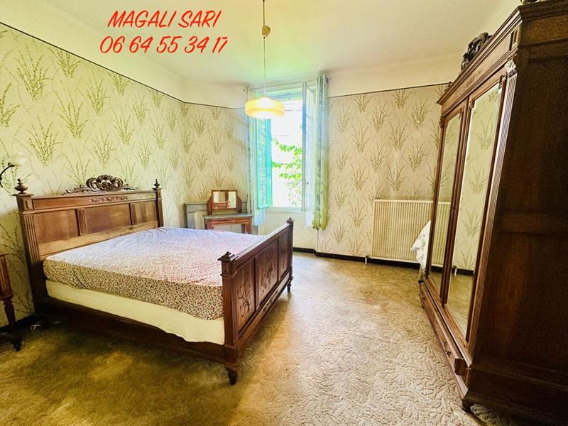 Maison - 94 m² - 6 pièces