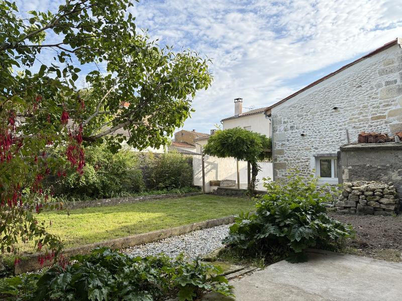 Maison - 146 m² - 6 pièces