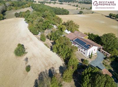 Propriété - 524 m² - 10 pièces