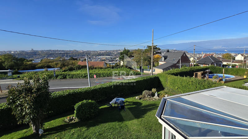 Maison - 119 m² - 6 pièces