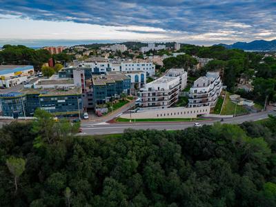 Local commercial - 136 m²