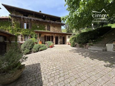 Maison ancienne - 160 m² - 4 pièces