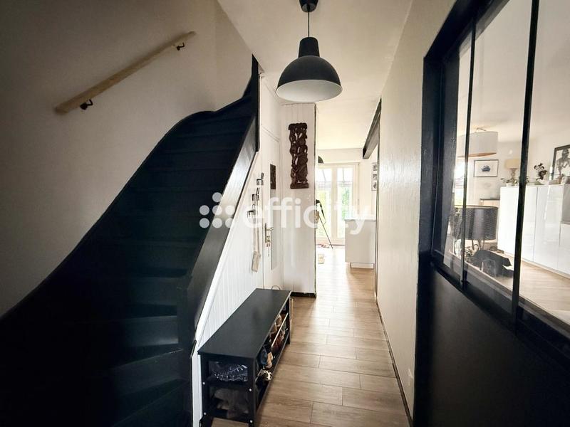 Maison - 91 m² - 5 pièces