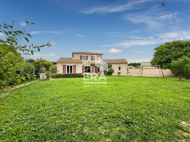 Maison - 145 m² - 6 pièces