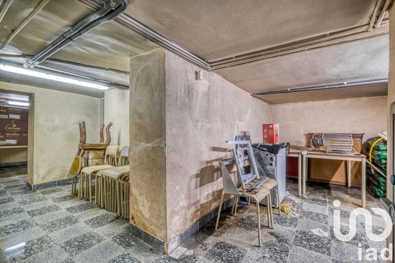 Maison - 240 m² - 8 pièces