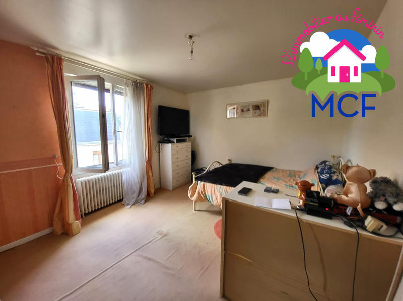 Maison ancienne - 216 m² - 8 pièces