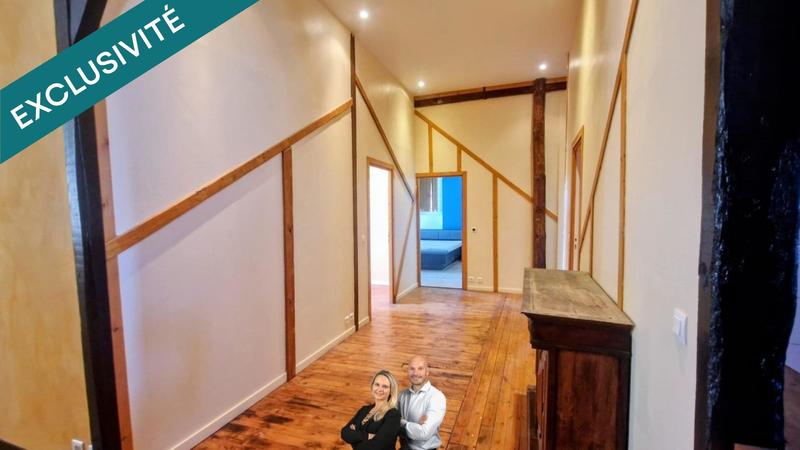 Maison - 237 m² - 8 pièces