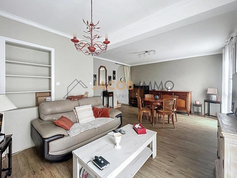 Maison - 109 m² - 6 pièces