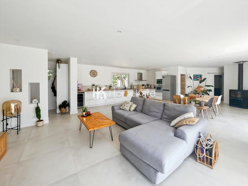 Maison - 128 m² - 5 pièces