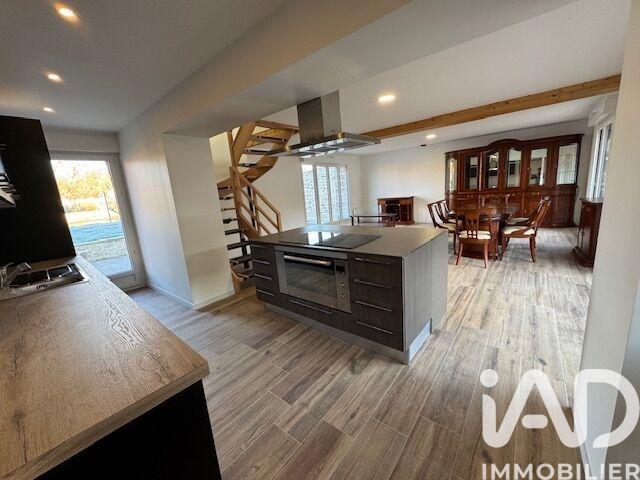 Maison - 119 m² - 6 pièces