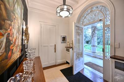 Propriété - 525 m² - 13 pièces