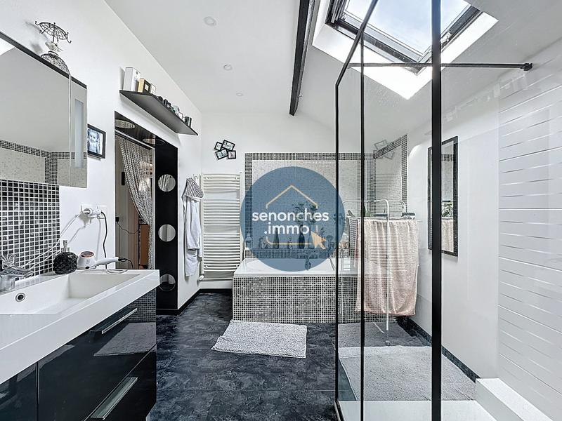 Maison - 131 m² - 6 pièces