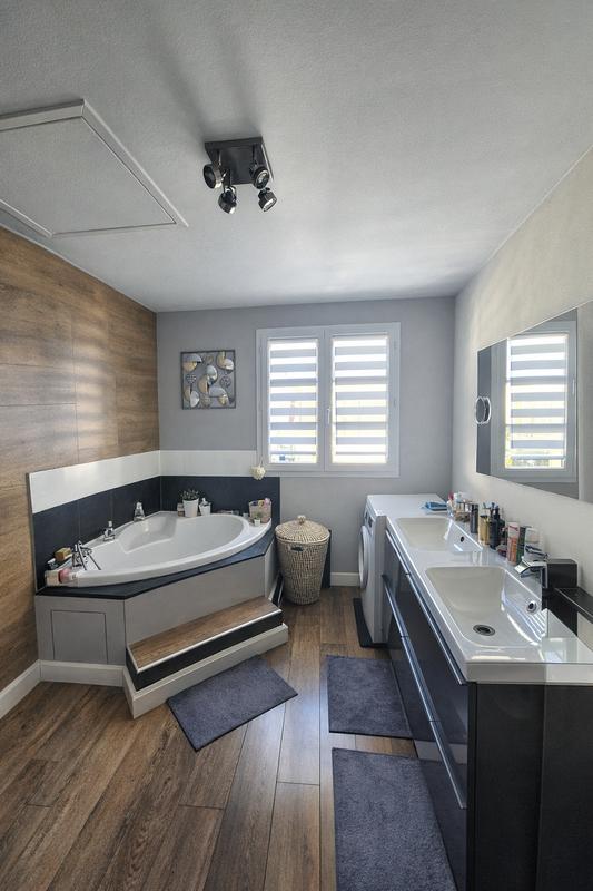 Maison - 134 m² - 7 pièces