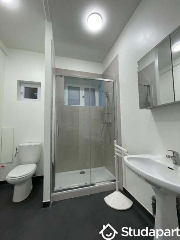 Chambre - 15 m² - 1 pièce