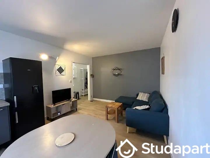 Chambre - 65 m² - 1 pièce