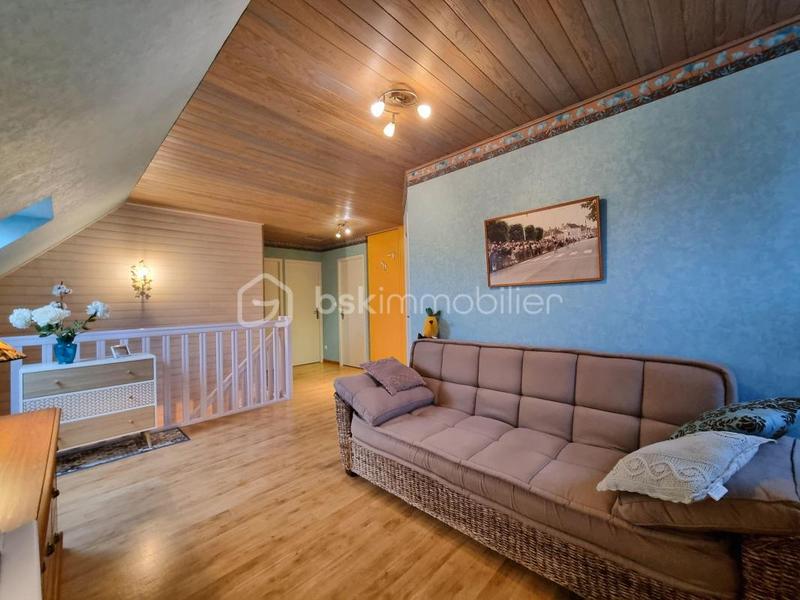 Maison traditionnelle - 152 m² - 6 pièces