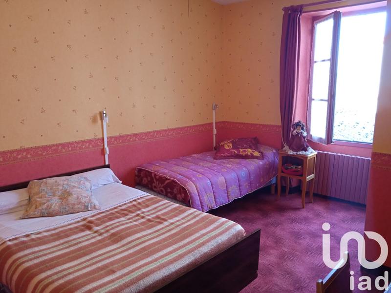 Maison - 458 m² - 17 pièces