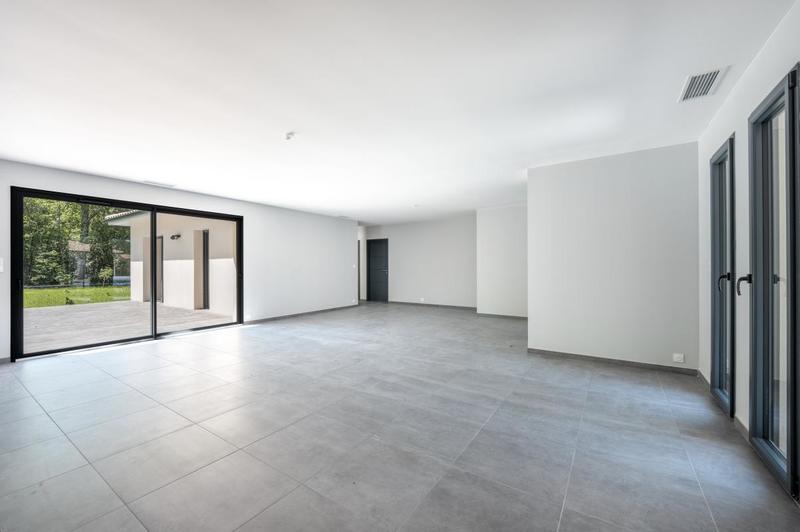 Maison - 163 m² - 6 pièces