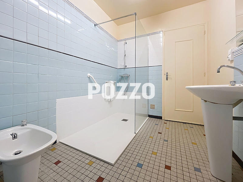 Maison - 160 m² - 8 pièces