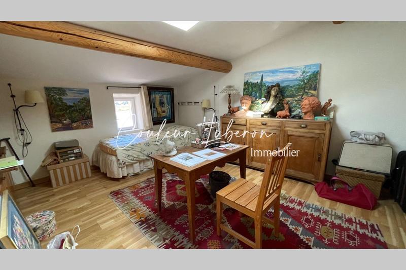 Maison de village - 150 m² - 7 pièces