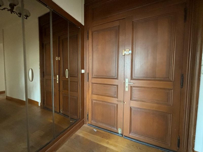 Appartement - 110 m² - 4 pièces