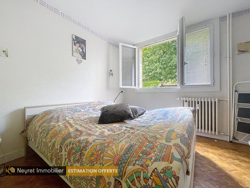 Appartement - 125 m² - 6 pièces