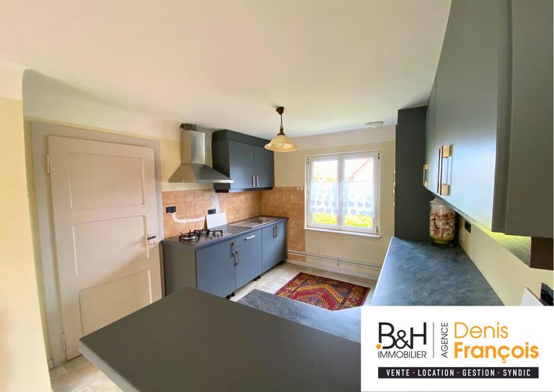 Maison - 217 m² - 7 pièces