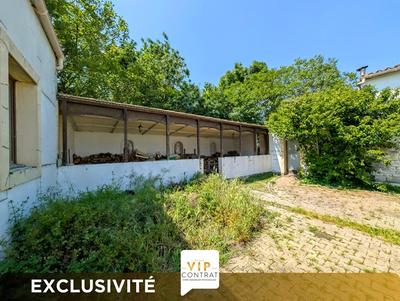 Maison - 304 m² - 14 pièces