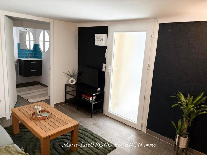 Maison - 180 m² - 8 pièces