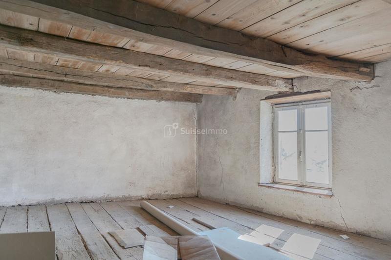 Maison - 96 m² - 5 pièces