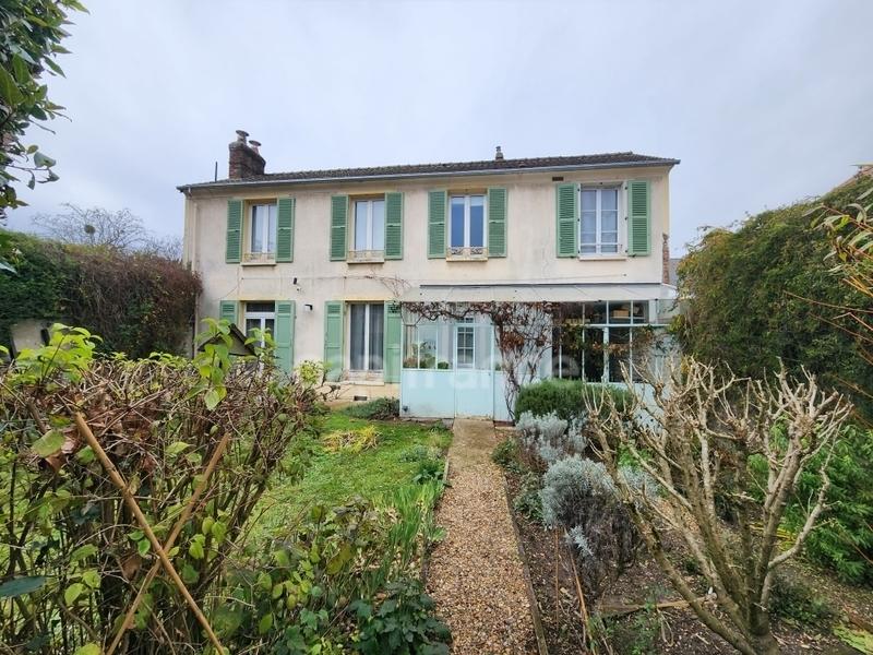 Maison - 86 m² - 4 pièces