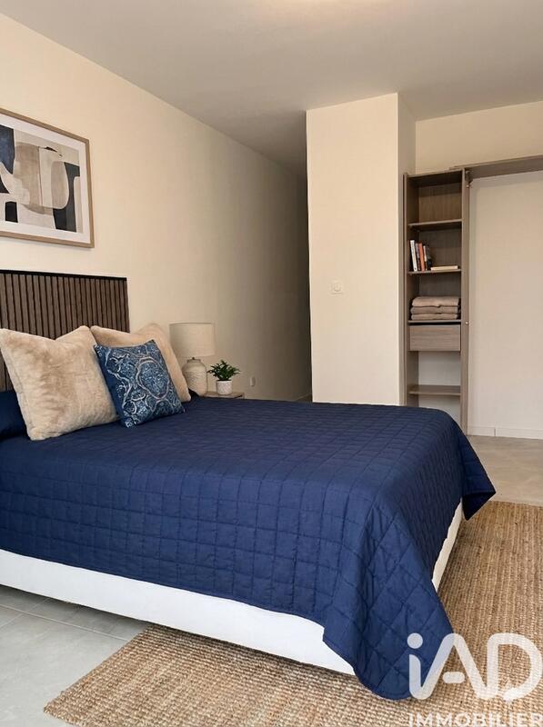 Maison - 200 m² - 8 pièces