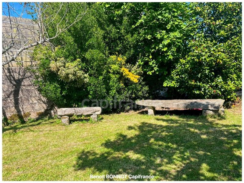 Maison en pierre - 250 m² - 8 pièces