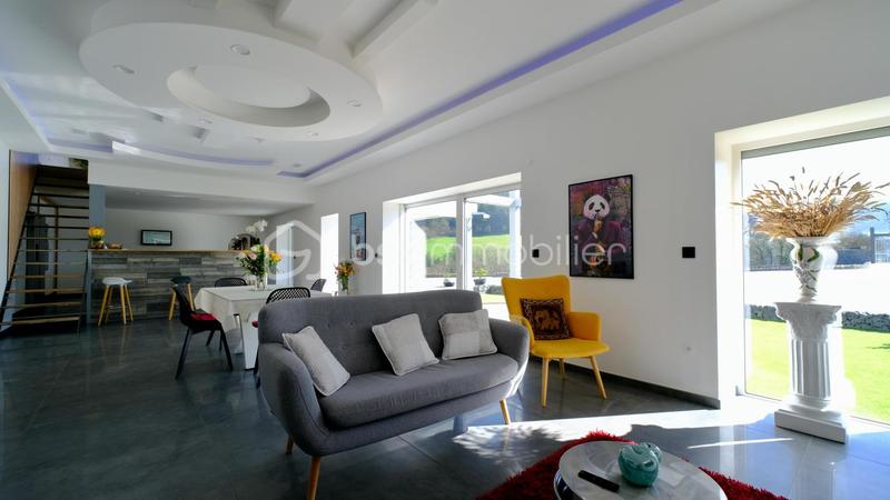 Villa - 175 m² - 4 pièces