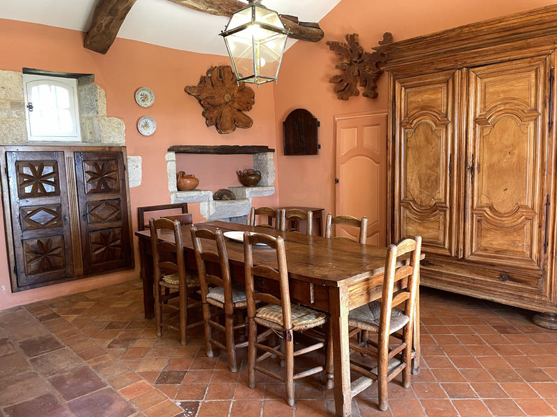 Maison - 428 m² - 15 pièces