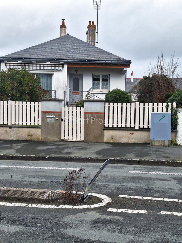 Maison - 85 m² - 5 pièces