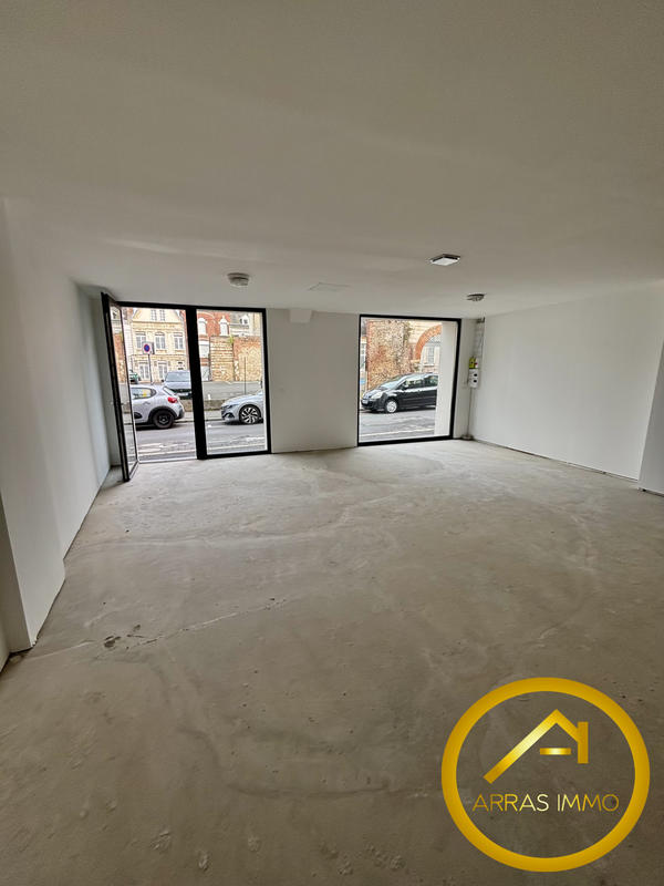 Local commercial - 80 m²