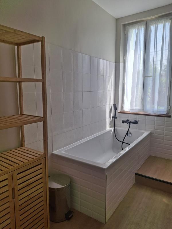 Maison - 95 m² - 3 pièces