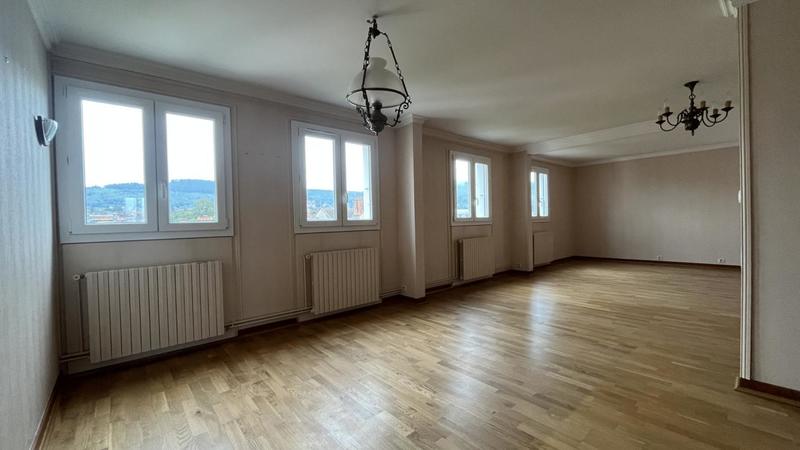 Appartement - 146 m² - 4 pièces