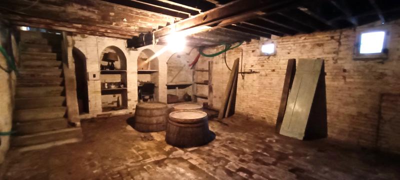 Maison - 290 m² - 10 pièces