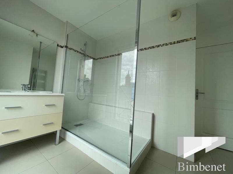 Appartement - 85 m² - 4 pièces