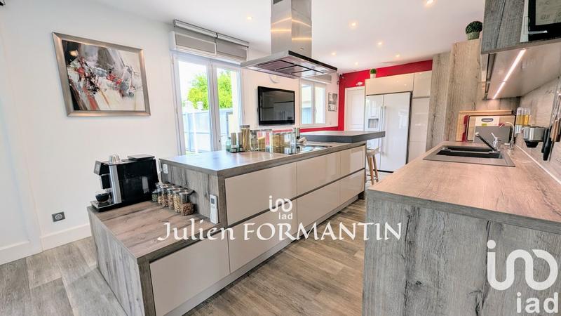 Maison - 200 m² - 7 pièces