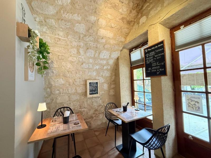 Fonds de commerce - 74 m²