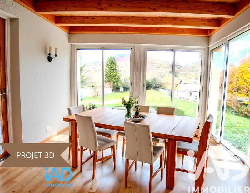 Maison - 150 m² - 7 pièces