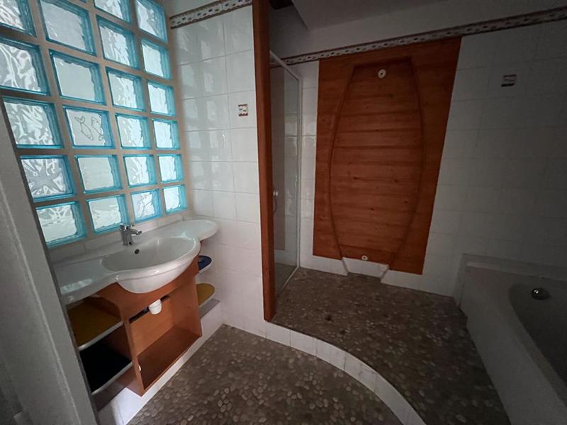 Appartement - 94 m² - 4 pièces