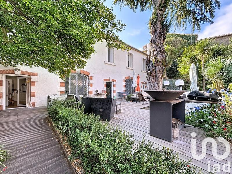 Maison - 196 m² - 5 pièces