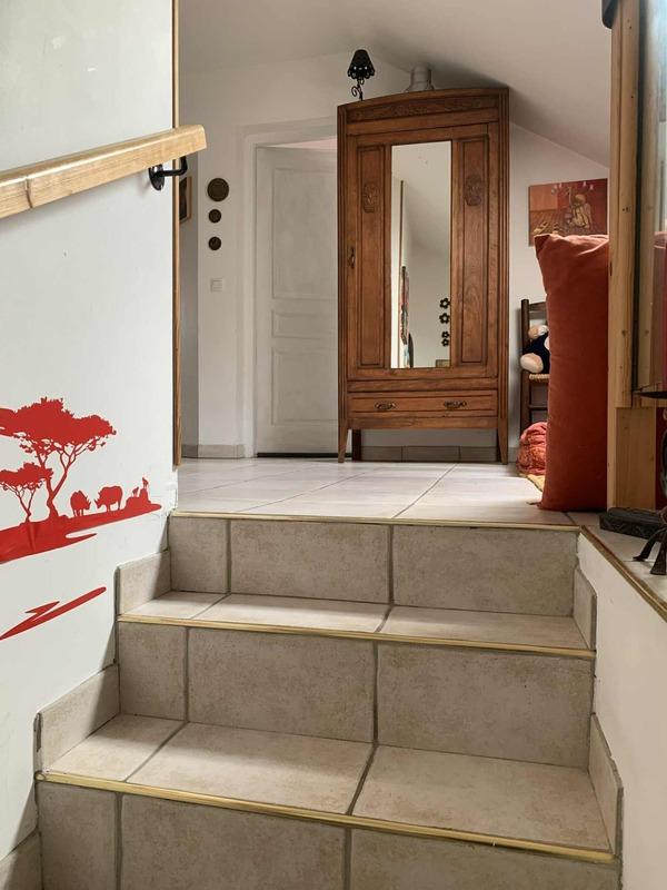 Maison - 242 m² - 8 pièces